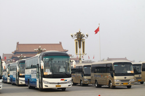 连续14年圆满服务两会！宇通客车以实力见证伟大时刻