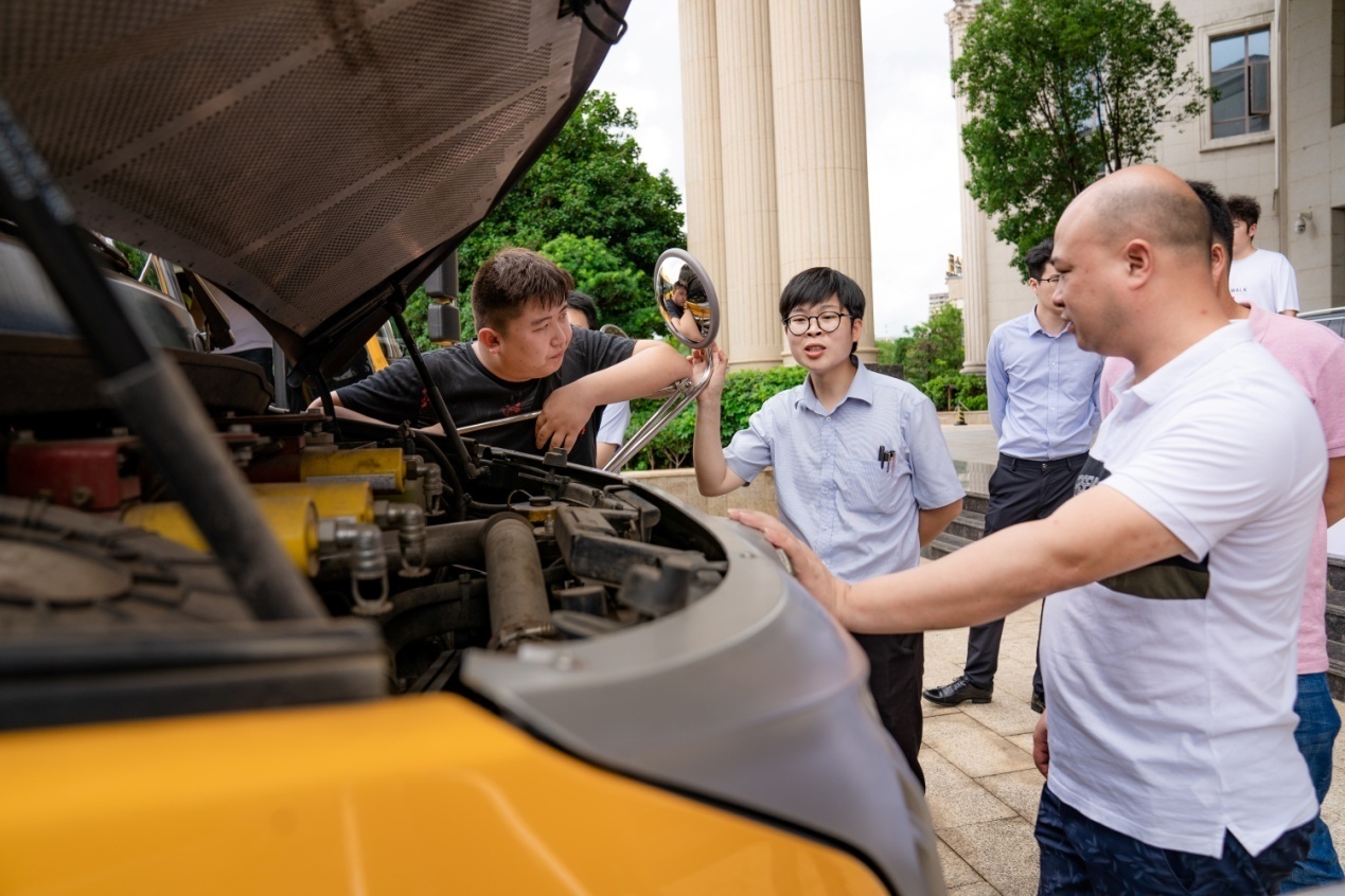 科技护航，宇通校车5A级健康座舱推介会走进永州