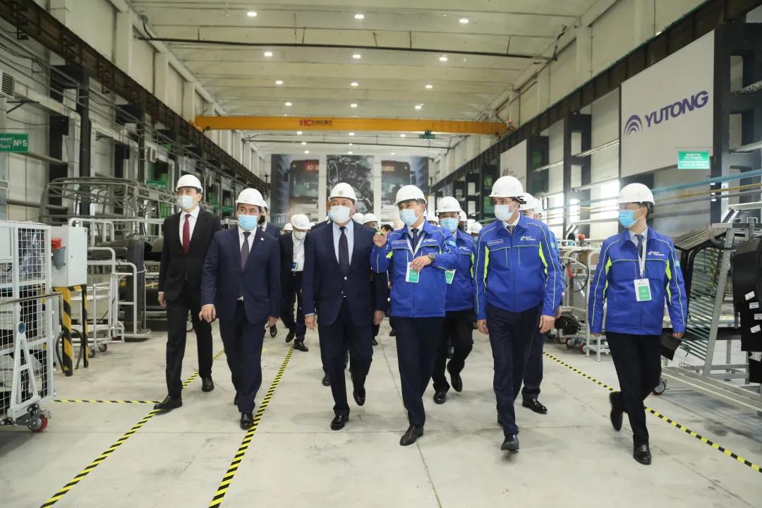 哈萨克斯坦总理见证CKD工厂开工，宇通技术输出成就合作典范
