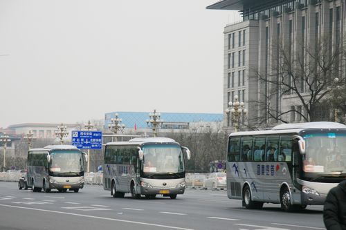 实行“保姆式”服务 宇通客车连续九年服务“两会”