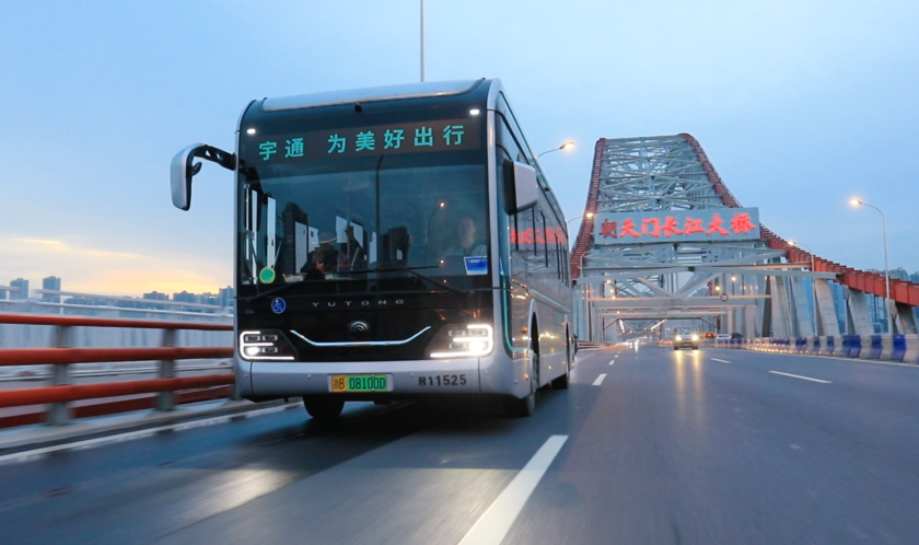 为什么一二线城市主干线，都选择用卡塔尔同款公交—宇通高端公交宇威
