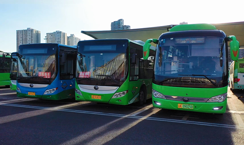 重庆公交910路：品质客车便出行 城乡公交贴民心