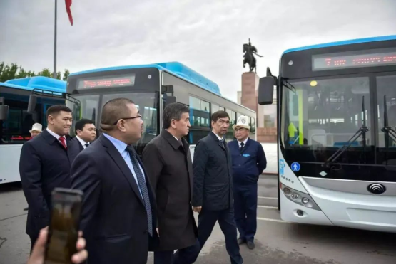 为中国制造“提气”！宇通T7实力护航乌兹别克斯坦上合峰会